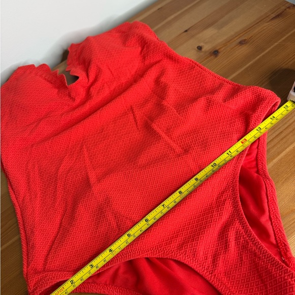 Jessica Simpson orange one piece bathing suit size small - Picture 6 of 6